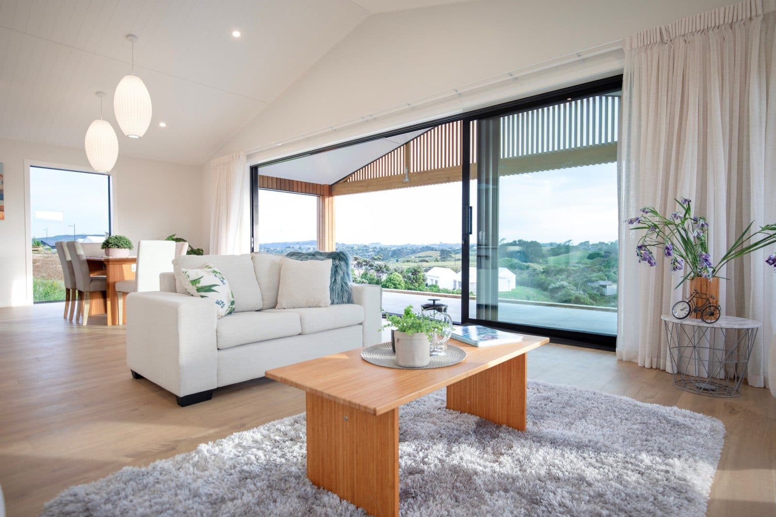 Raglan Romance